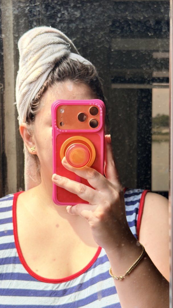 Ornato Case- Hot Pink for 17PM (Category: Cases & Sleeves) located in Manila. Submitted by rmdthreads (Listing ID 1469357392, Image 2). Description: Good as NEW 💯 Complete Inclusion 📍Bulacan area.