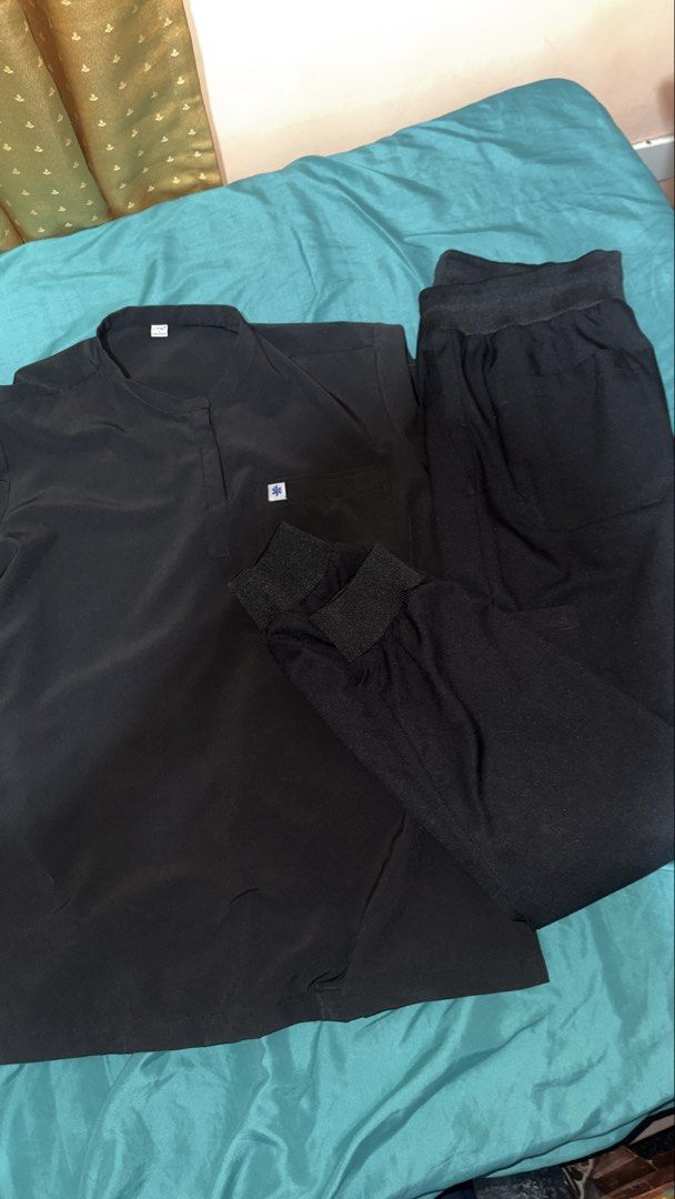 OTG Airstretch Scrub Set (Category: Medical Supplies & Tools) located in Bacoor. Submitted by abcdmd (Listing ID 1469283601, Image 1). Description: Mandarin collar top Jogger bottoms Size is Mediume for both.