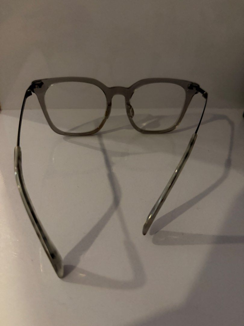 Owndays Lillybell Specs (Category: Sunglasses & Eyewear) located in Mandaluyong City. Submitted by aeriwithlove (Listing ID 1469229033, Image 2). Description: .