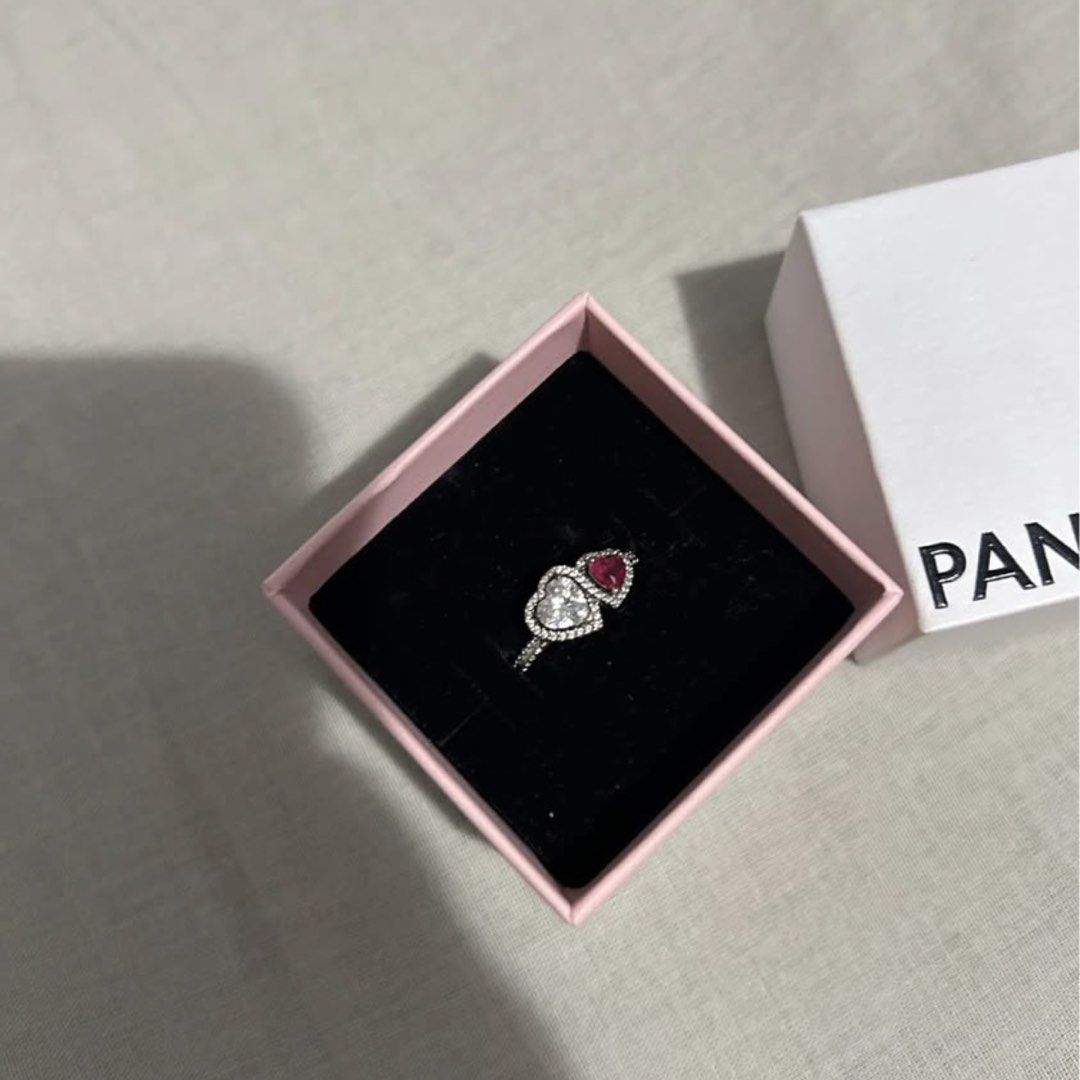 Pandora Halo Ring (Complete Inclusions) (Category: Rings) located in Manila. Submitted by minalovely (Listing ID 1469180797, Image 1). Description: Original Price: 6,950 Price now: 2,8-3k Size: 48 Need for cleaning (free in pandora) With paper bag and box (complete inclusions).
