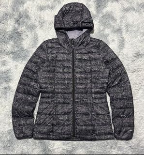 (Category: ) located in . Submitted by winterclothes.ph (Listing ID 1469189123, Image 1). Description: .
