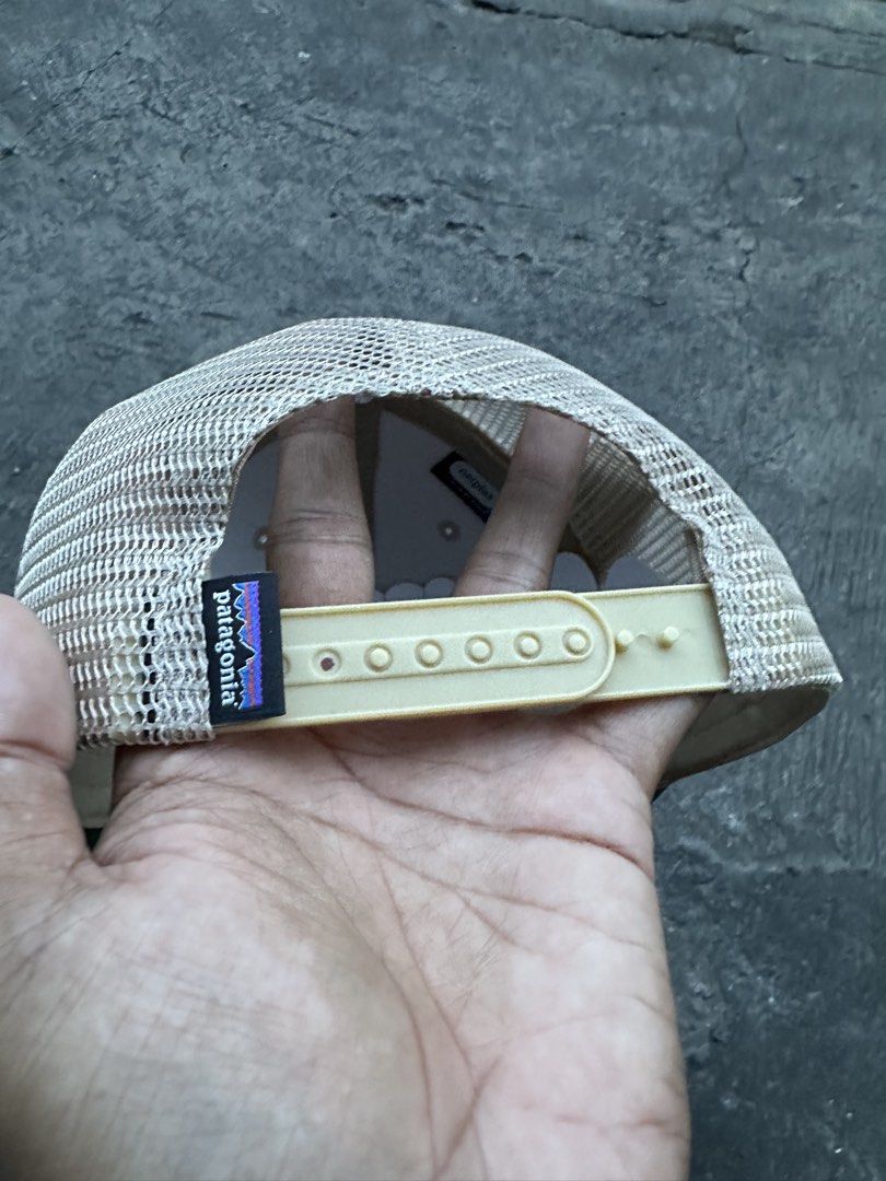 patagonia mesh cap snapback (Category: Caps & Hats) located in Manila. Submitted by ownywest833 (Listing ID 1469389044, Image 3). Description: brandnew.