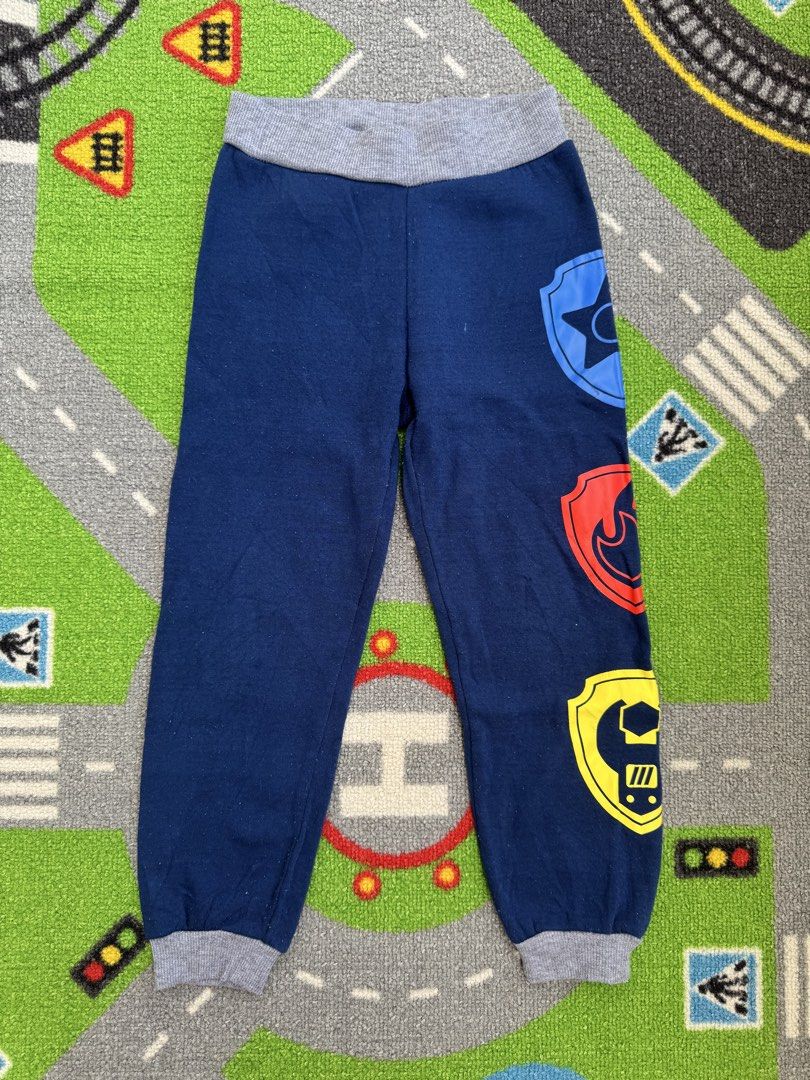 Paw Patrol Jogger Pants Jogging (Category: Babies & Kids Fashion) located in Rizal. Submitted by preloovved (Listing ID 1469214123, Image 1). Description: Navy blue kids jogger pants with comfy grey ribbed waistband and cuffs. Features fun colourful shield badges on the right leg. Made from a soft cotton blend for everyday play. Easy pull-on style. Preloved, 5yo Meet-up only in GB1 San Mateo, Rizal Shipping fee c/o buyer. Tres Marias or J&T expre
