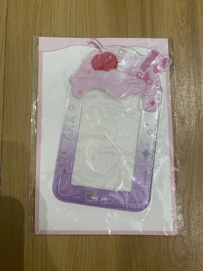 PC Holder (Category: K-Wave Merchandise) located in Manila. Submitted by dohwacart (Listing ID 1469163984, Image 1). Description: — PC Holder 🏷️ Php 120 📍pasig 💵 maribank 🚚 j&t / lalamove t. wts lfb ph photocard.