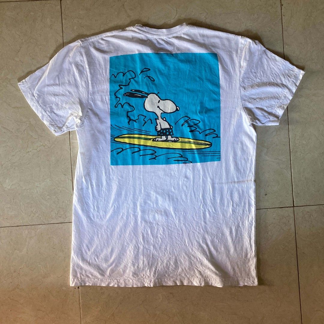 Peanuts opt (Category: Activewear) located in Bulacan. Submitted by ajinn_ (Listing ID 1469360751, Image 2). Description: size M issue minimal hairlines.