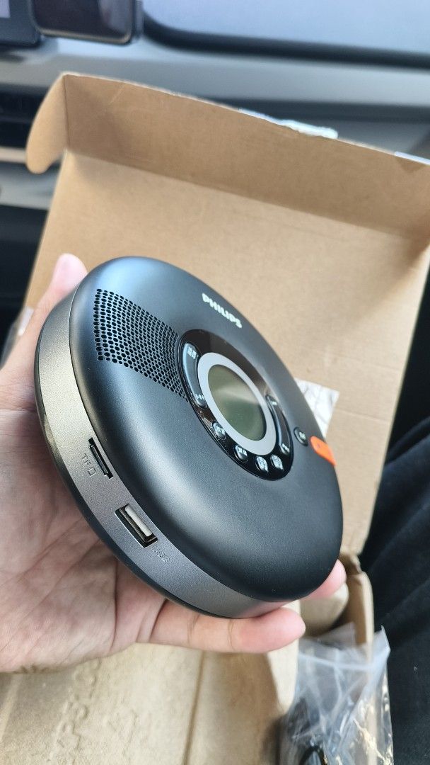 Philips 5000 Series Portable CD Player (Category: Portable Music Players) located in Bamban. Submitted by gooogleu253 (Listing ID 1469236795, Image 3). Description: - Model: Philips 5000 Series Portable CD Player - Condition: Fully functional, tested working, new in box - Features: Plays CDs, MP3s, USB playback, and TF card slot - Design: Compact black finish with built-in speaker and clear LCD display - Inclusions: Original box, packaging, and m