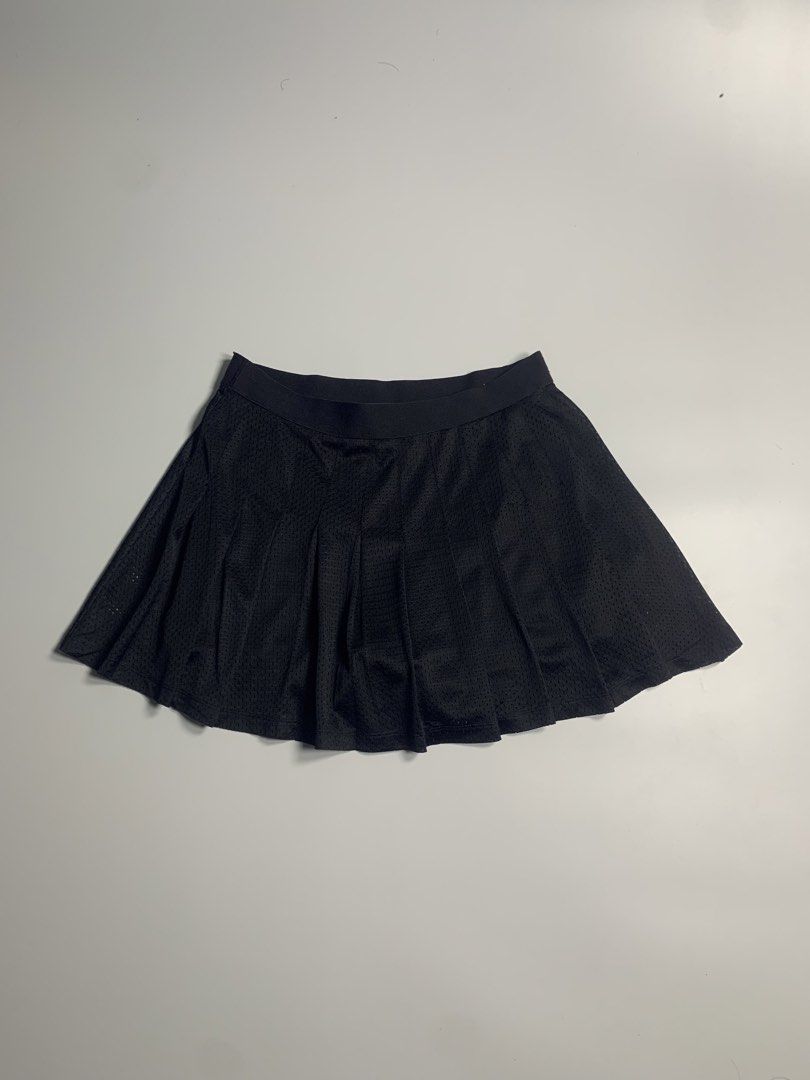 PINK SKIRT WITH INNER (Category: Skirts) located in Dinalupihan. Submitted by bigboythrift7 (Listing ID 1469182450, Image 1). Description: PINK SKIRT WITH INNER SIZE : LARGE EXCELLENT CONDITION ABOVE THE KNEE ₱580+SHIPPING LOCATION DINALUPIHAN BATAAN .