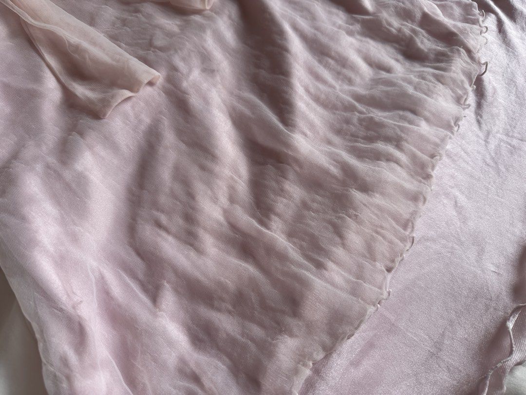Pink slip dress (Category: Dresses) located in Los Banos. Submitted by prel0v3d. (Listing ID 1469180922, Image 3). Description: Issue shown in picture Semi Med.
