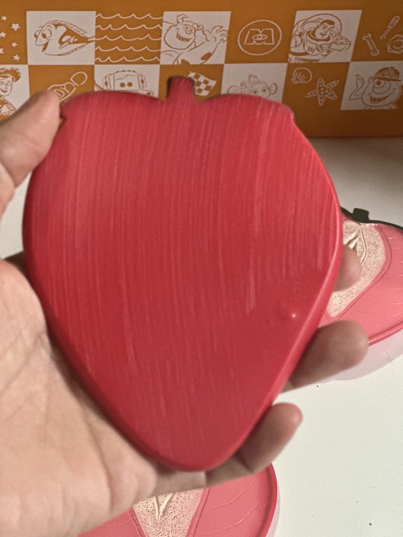 Pink strawberry-shaped coasters 6pcs (Category: Coffee & Tea Tableware) located in Davao. Submitted by favoritepreloved (Listing ID 1469234013, Image 3). Description: .