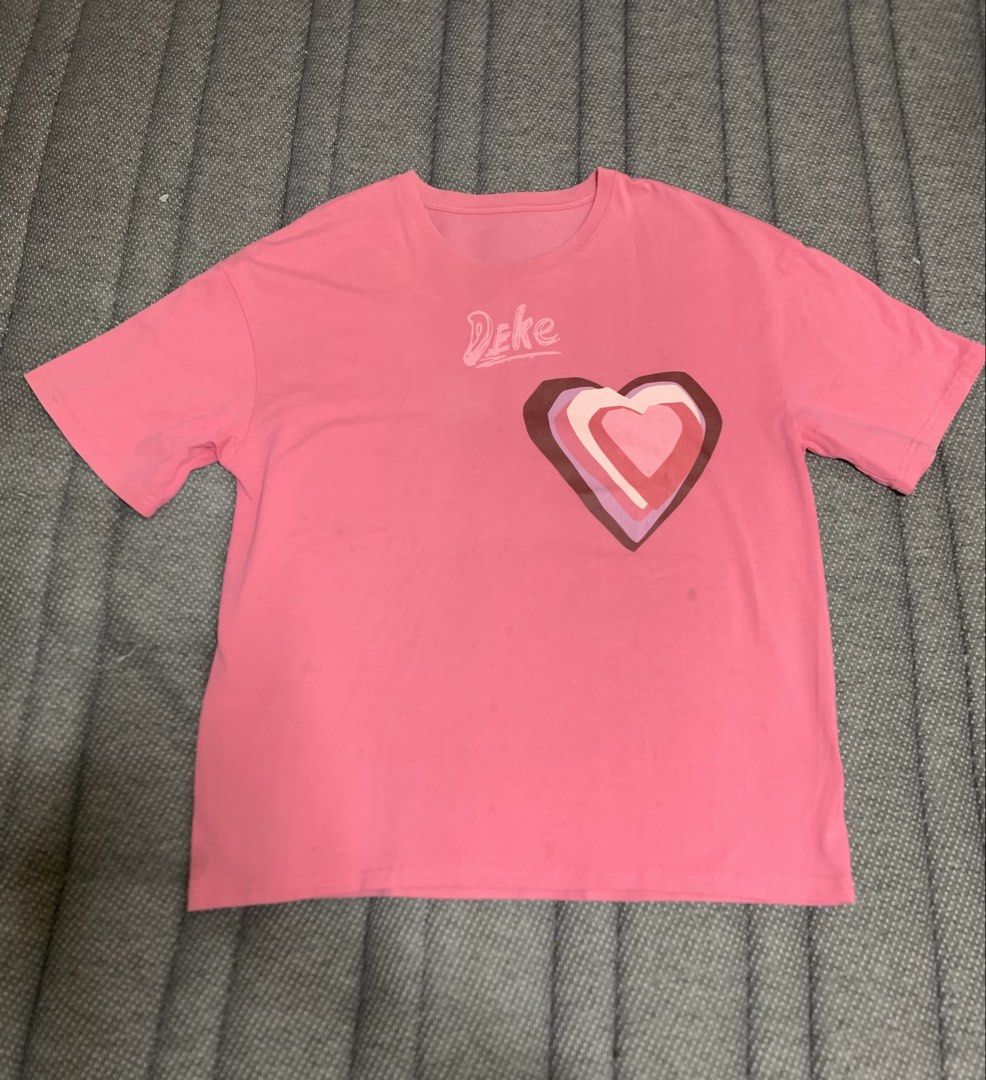 PINK T-SHIRT (Category: Tshirts & Polo Shirts ) located in Bacolor. Submitted by mllrigwy (Listing ID 1469171783, Image 1). Description: PINK T-SHIRT ₱249 + sf Length 26 inch Waist/Width 21 inch Mop: gcash only! Loc: Pampanga Color may vary due to lighting Cotton Payment First! Fixed price .