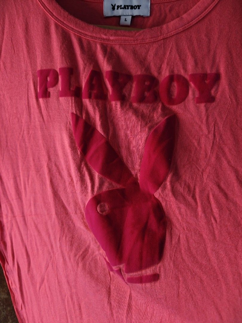 PlayBoy Tops (Category: Others Tops) located in Iloilo. Submitted by branded-boy0422_16 (Listing ID 1469163641, Image 2). Description: W: 17 L: 19 Good as new Need washed only Fresh from bale.