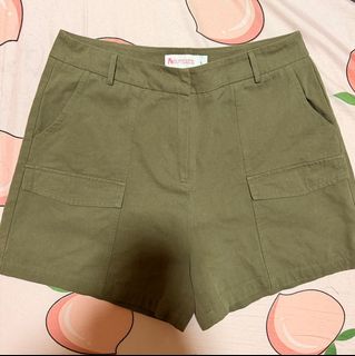 (Category: ) located in . Submitted by implusivebuys (Listing ID 1469323822, Image 1). Description: .