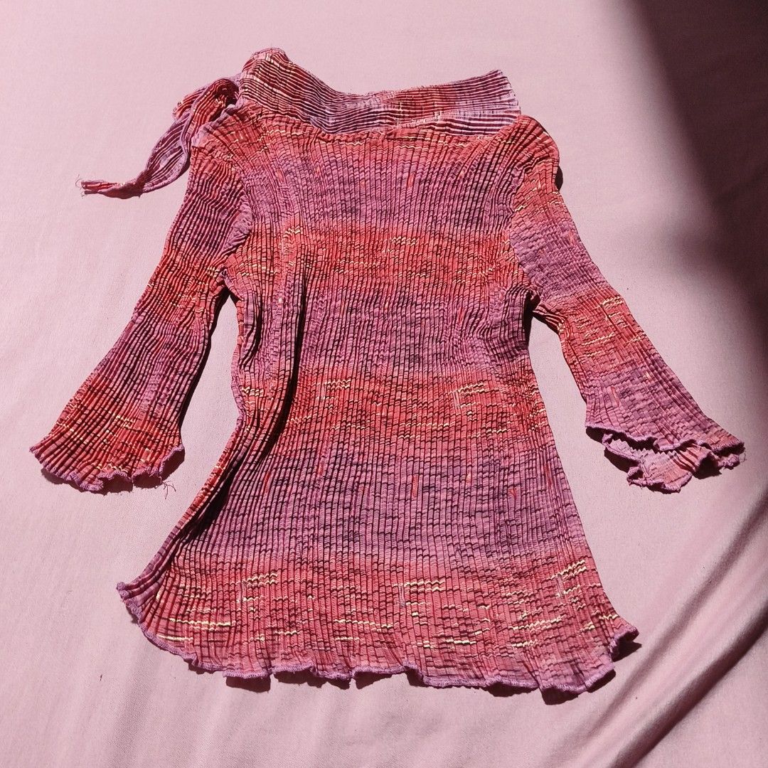 ribbed longsleeve top | preppy casual classy (Category: Longsleeves) located in Rizal. Submitted by irea_aeri (Listing ID 1469350340, Image 2). Description: size: s color: pink features: high neckline.
