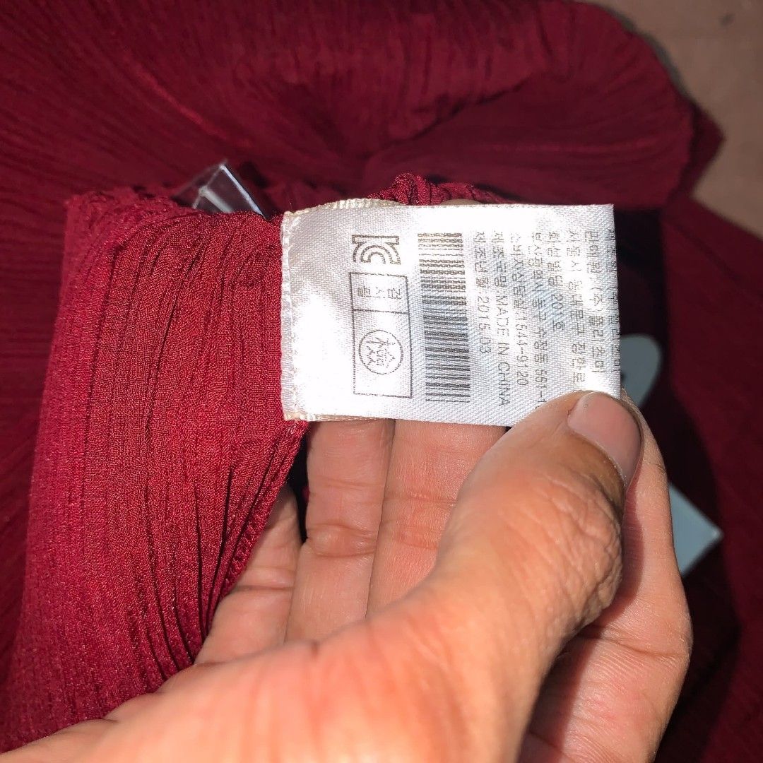 PLEATSME MINI DRESS (Category: Dresses) located in Cagayan de Oro. Submitted by prieyaazenia_30 (Listing ID 1469311760, Image 3). Description: PLEATSME GOODASNEW NO ISSUE.