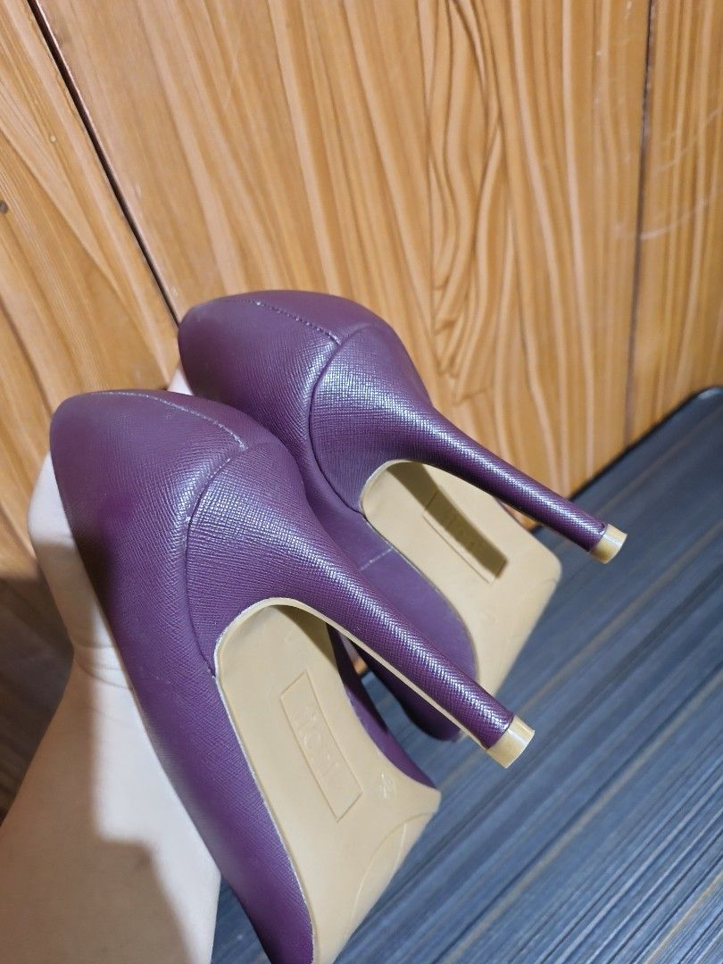 Plum Stiletto Heels (Category: Heels) located in Bulacan. Submitted by timmybels (Listing ID 1469227307, Image 3). Description: Plum colored stilleto heels Relatively new. Only been used once Condition is pristine and well maintained Perfect for formal functions and office use.