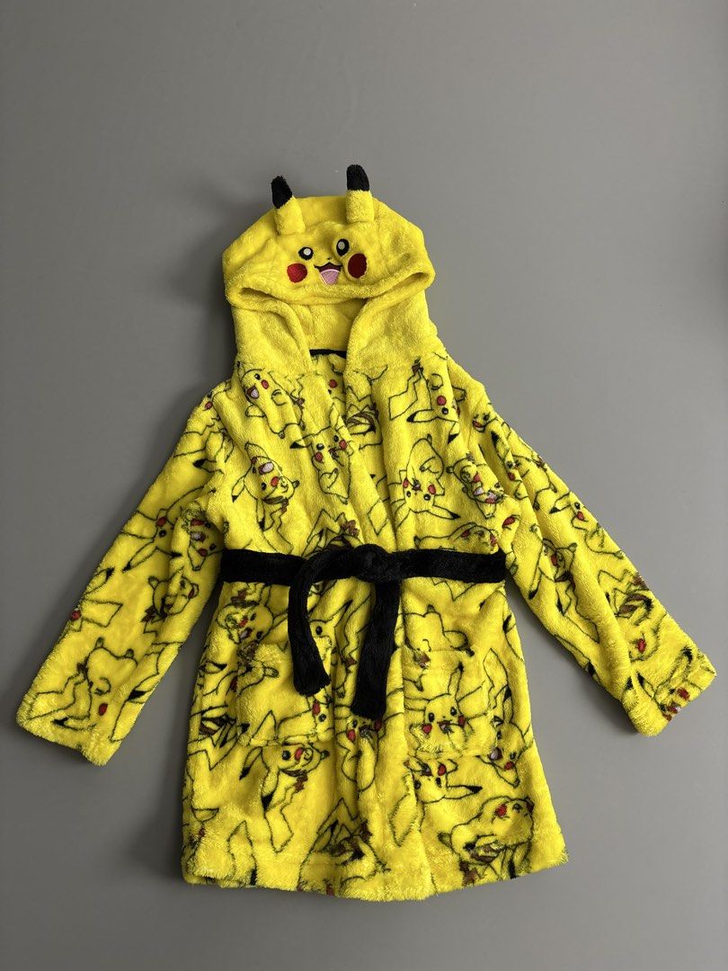 Pokemon Pikachu Bath robe Kids 6Y (Category: Character Goods) located in San Fernando. Submitted by kayemanalac_05 (Listing ID 1469177005, Image 2). Description: .