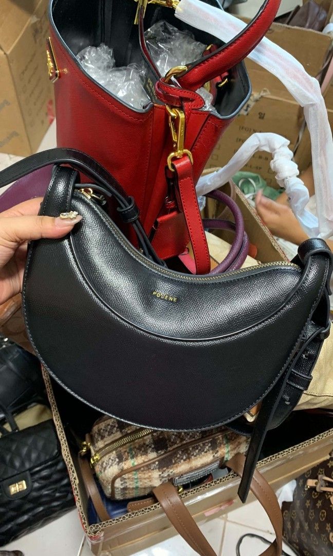 Polene Bag (Category: Shoulder Bags) located in Cagayan de Oro. Submitted by brits27 (Listing ID 1469268489, Image 1). Description: super good as new🤗🤗🤗.