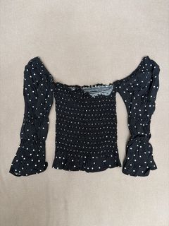 (Category: ) located in . Submitted by thealyssacloset (Listing ID 1469215776, Image 1). Description: .