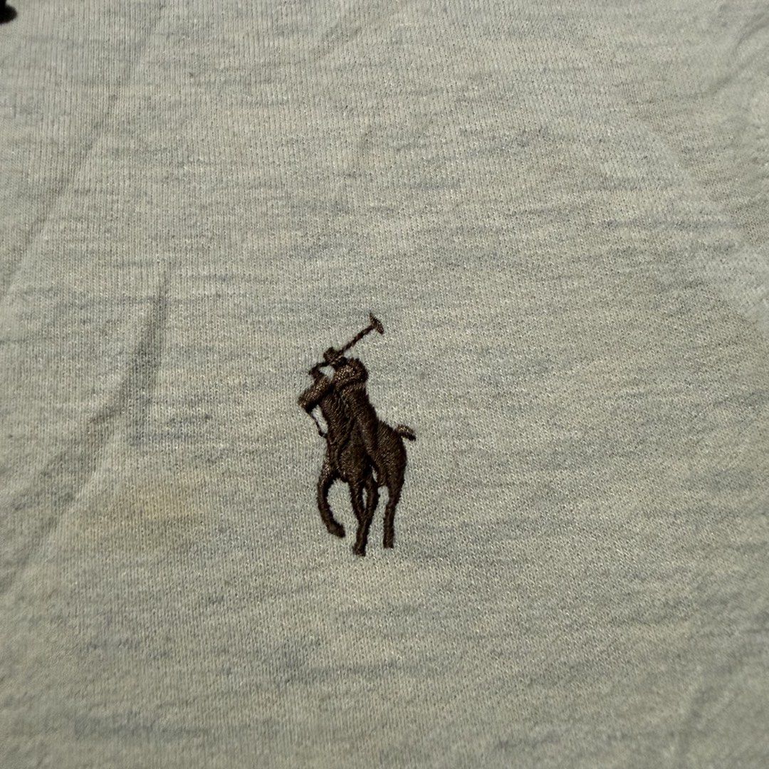 Polo Ralph Lauren (Category: Activewear) located in Zamboanga. Submitted by arganhadjula28 (Listing ID 1469208688, Image 3). Description: Size Large Dimes 22 x 27 Excellent condition Has dot stain Cut neck tag.