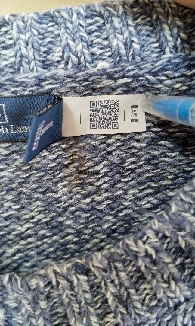 POLO Ralph Lauren Logo cable knit sweater (Category: Longsleeves) located in Caloocan City. Submitted by modishthriftstore (Listing ID 1463750044, Image 2). Description: XL -XXL Thick. cable knit Oversized Sweater Loc: Rainbow Village 5 North Caloocan No himulmol. In Good Condition.