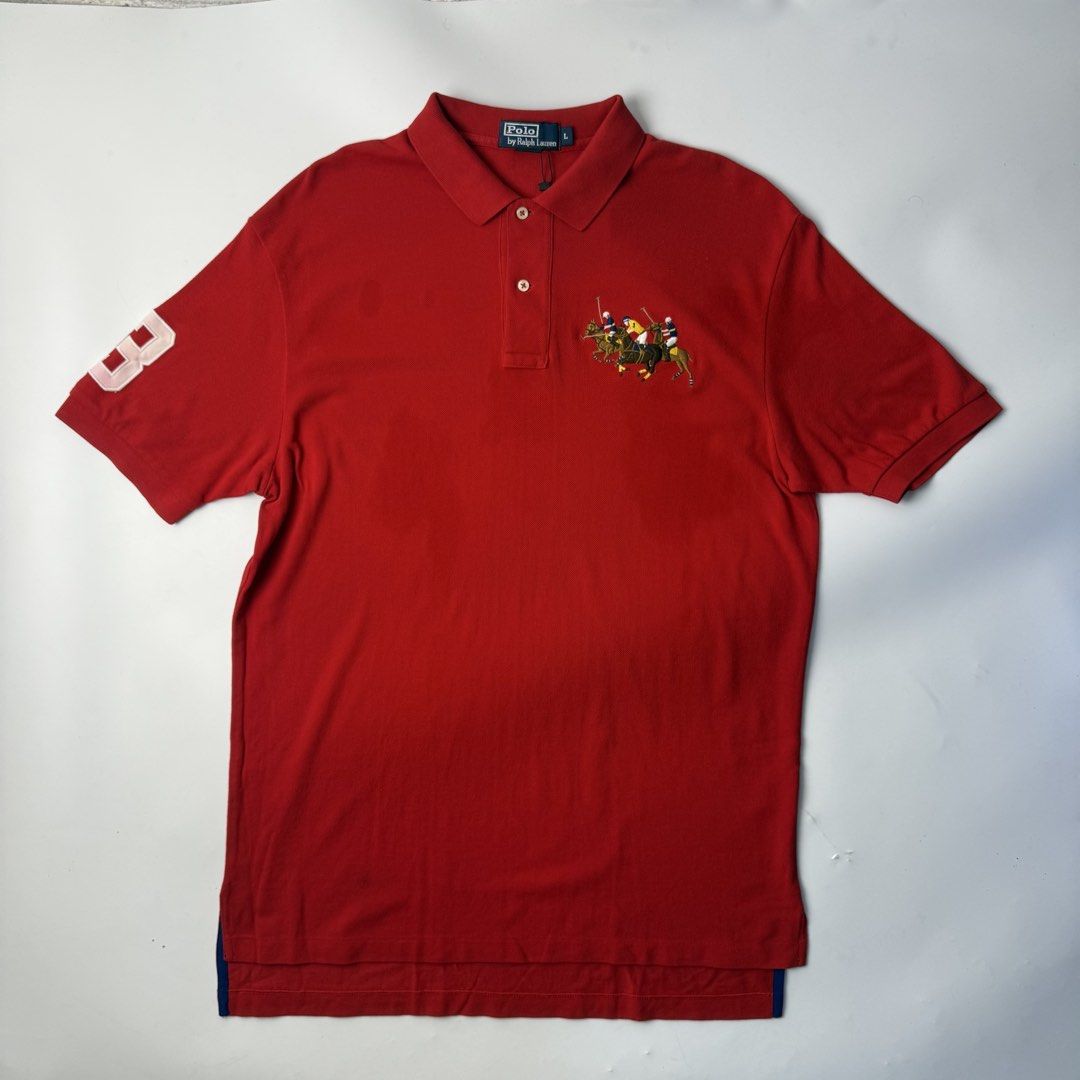 Polo Ralph Lauren Poloshirt (Category: Tshirts & Polo Shirts ) located in Quezon City. Submitted by beastmnl (Listing ID 1469240084, Image 1). Description: Dimension 25.5 width 33-34 length .