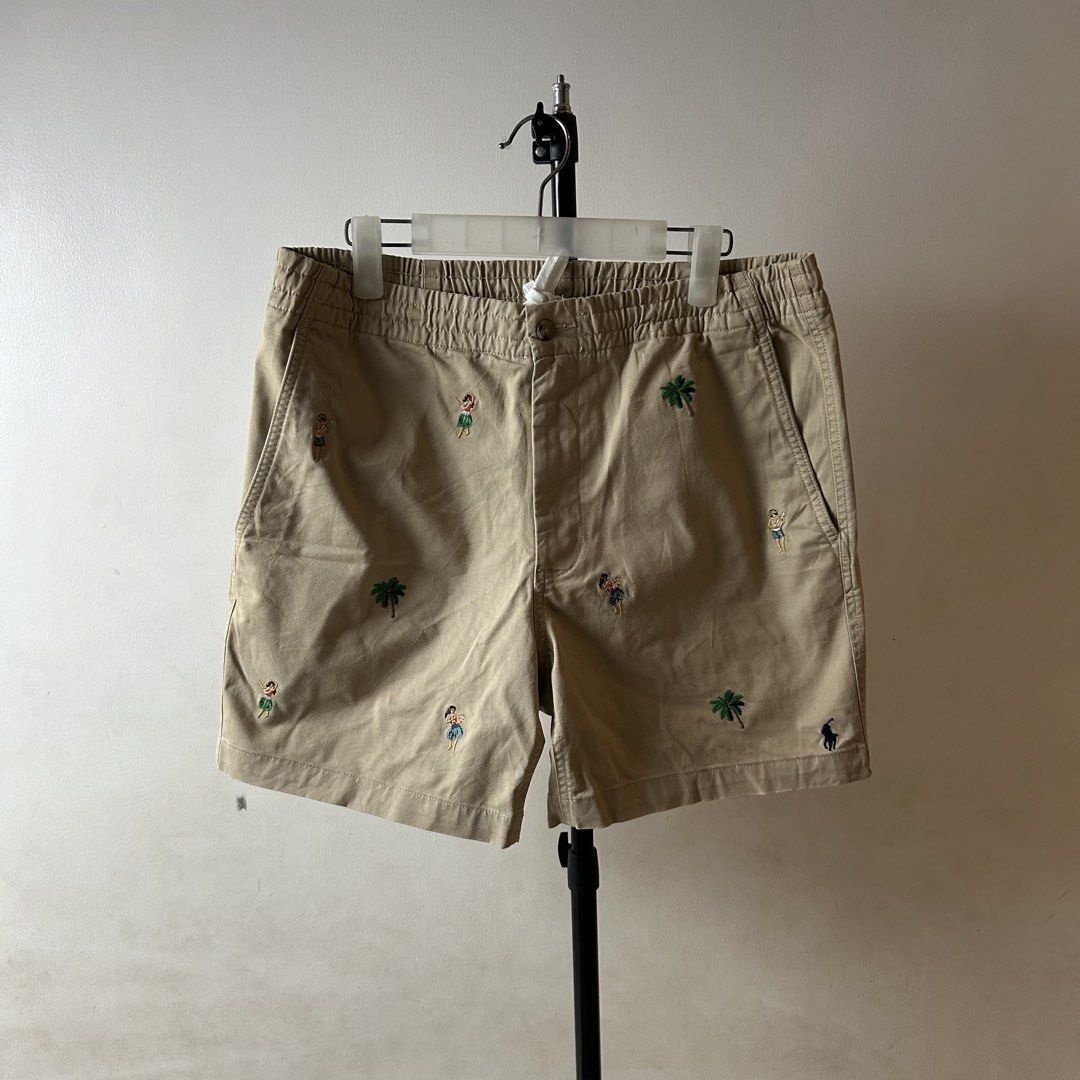 Polo Ralph Lauren Prepster Short (Category: Shorts) located in Bacolod City. Submitted by dashloots (Listing ID 1469171442, Image 1). Description: Polo Ralph Lauren Prepster Short Khaki colorway Medium on tag W-32-34’ , L-16.5’ , LegOp-11.5’ Flaws: non Mode of delivery: (J&T) 📦 Price: 1,300 Negotiable for sure buyers! Location: Bacolod City, Negros Occ.📍.