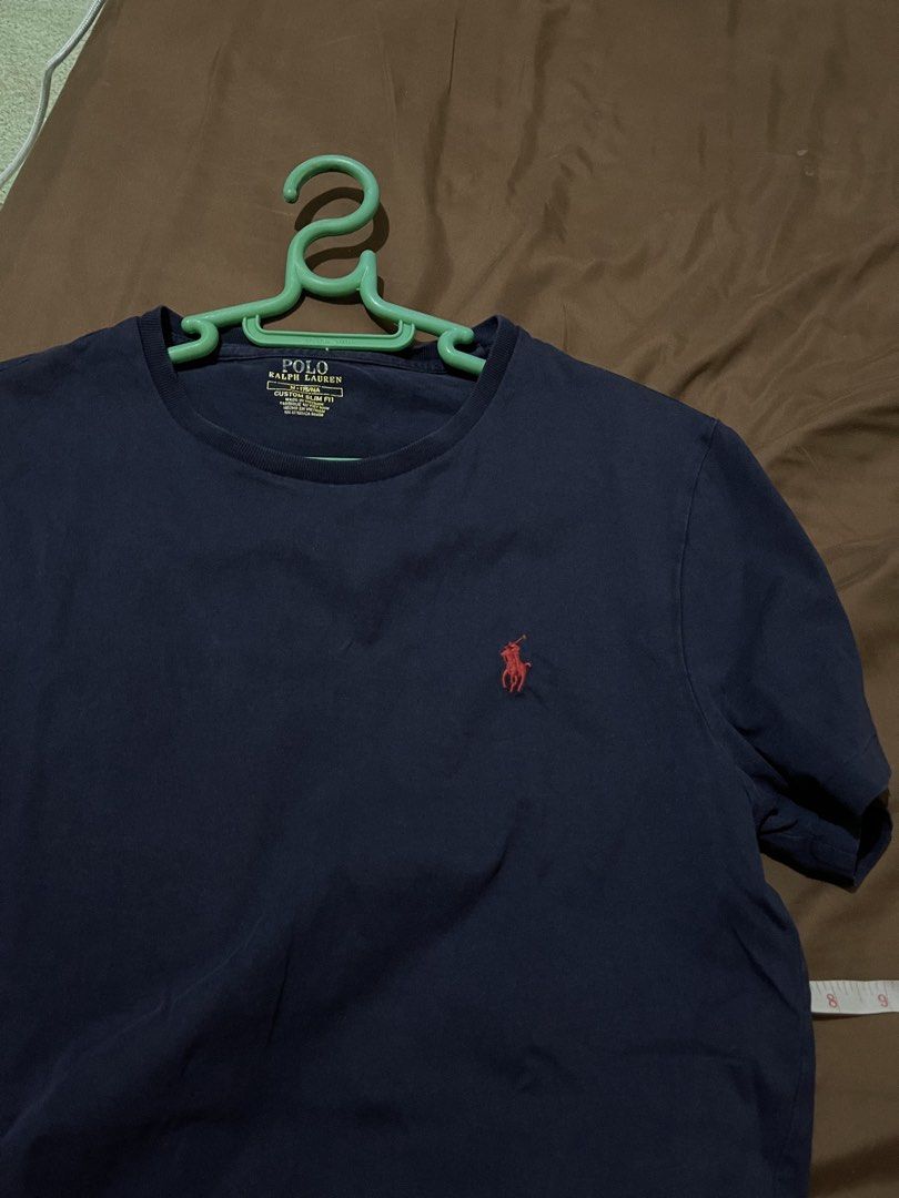 Polo Ralph Lauren Tshirt (Category: Tshirts & Polo Shirts ) located in Cavite. Submitted by s1nglest1tch.ph (Listing ID 1469223754, Image 2). Description: Size Medium 19 width 27 length Very good condition No issue 9/10 color rate .