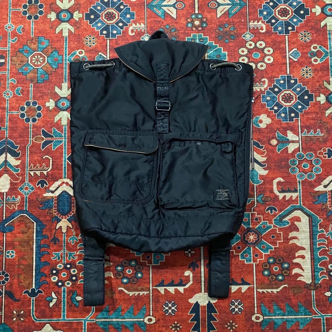 Porter Yoshida & Co. Tanker Backpack (Category: Backpacks) located in Antipolo. Submitted by bentakahitanoano (Listing ID 1469391668, Image 1). Description: Porter-Yoshida & Co. Tanker Flap Rucksack / Backpack – Black An iconic, Japanese-made streetwear staple blending military heritage with practical functionality. Known for its incredibly lightweight yet highly durable padded construction, this signature rucksack features dual asymmetric exteri