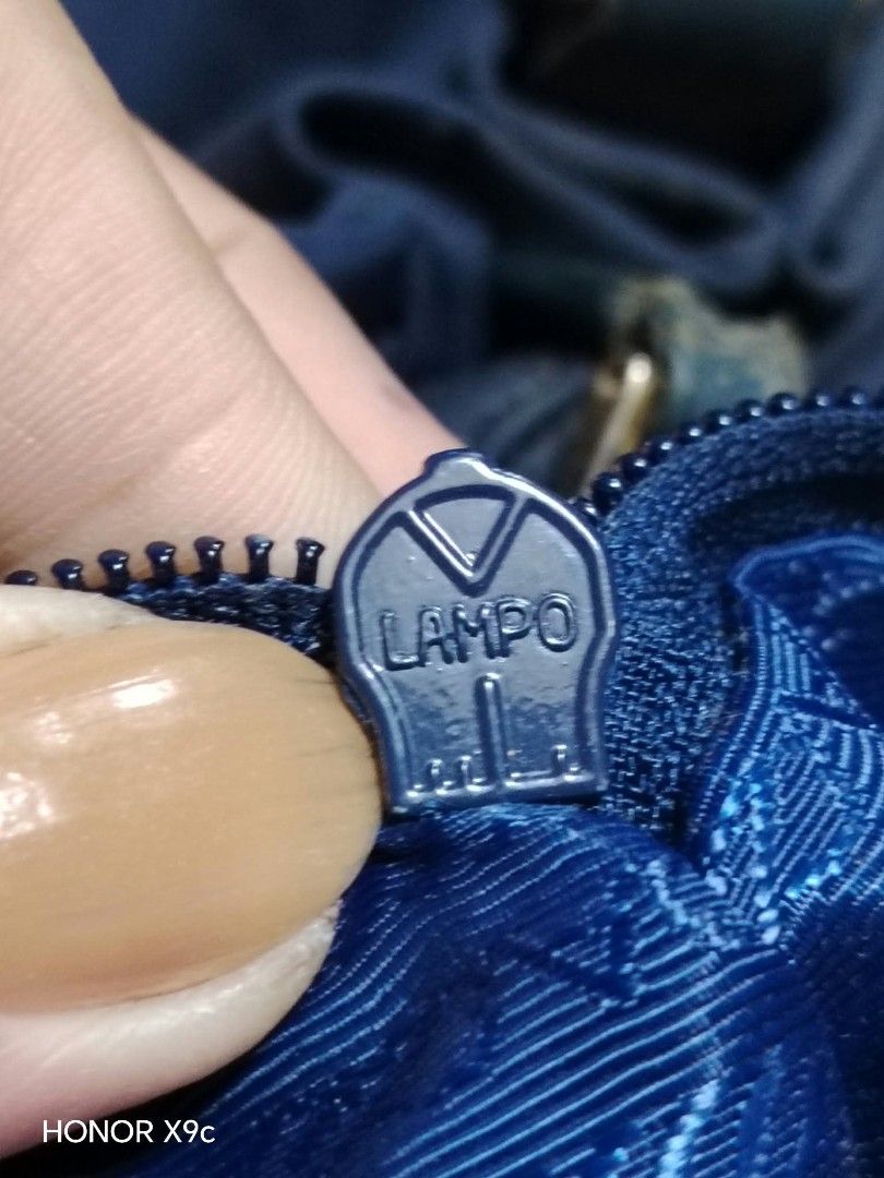 Prada (Category: Tote Bags) located in Bulacan. Submitted by jhefkheelo02163 (Listing ID 1469164420, Image 3). Description: Parda 😍😍😍 coded See detailed pic posted.