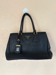 (Category: ) located in . Submitted by zionegotthrift (Listing ID 1469198776, Image 1). Description: .