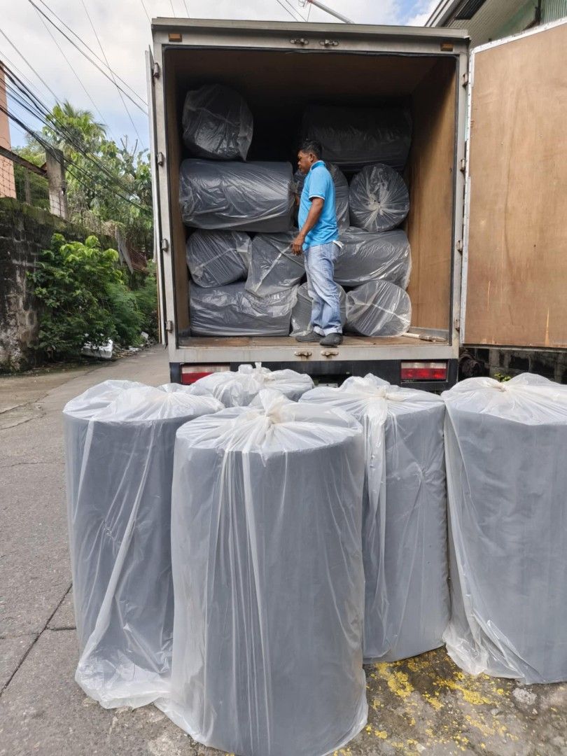 Premium High Quality Bubble wrap (Category: Everything Else Others) located in Malabon City. Submitted by hannah_sofia (Listing ID 1469230487, Image 3). Description: Triple R Packaging Supplies Trading Wholesale and Retail Black/Clear 20x100 40x100.