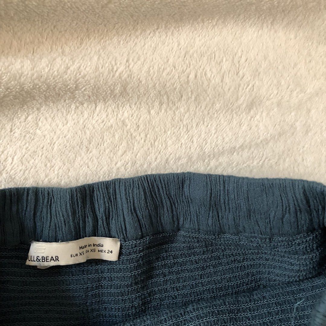 PRETTY SHORT (COLOR MAY VARY DUE TO LIGHTNING) (Category: Shorts) located in Davao. Submitted by kalipayweaves (Listing ID 1469300098, Image 3). Description: .