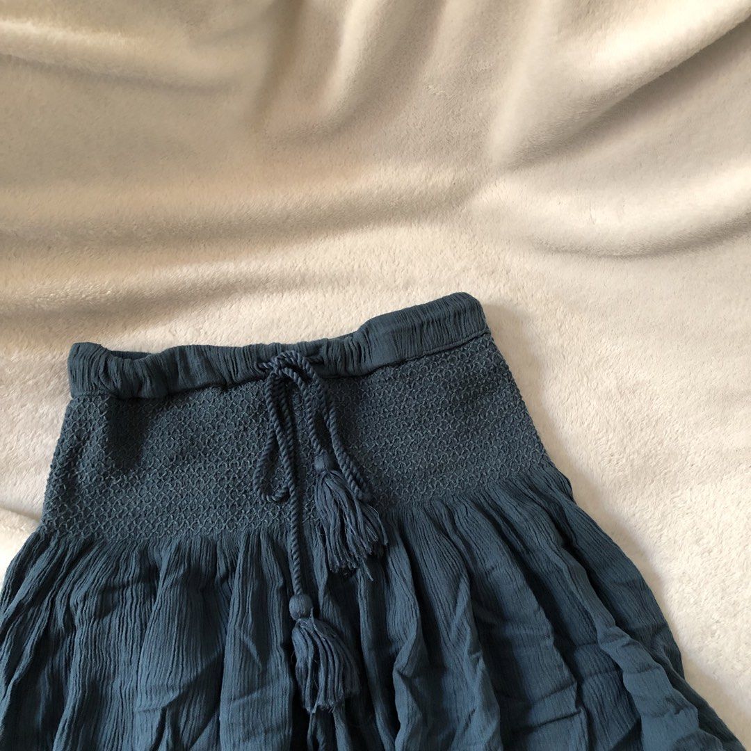 PRETTY SHORT (COLOR MAY VARY DUE TO LIGHTNING) (Category: Shorts) located in Davao. Submitted by kalipayweaves (Listing ID 1469300098, Image 2). Description: .