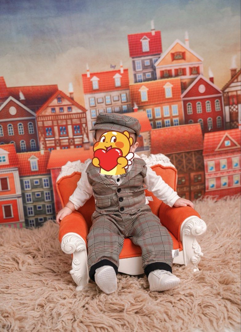 Prince Cedie Costume (Category: Babies & Kids Fashion) located in Cavite. Submitted by art_declutter (Listing ID 1469193893, Image 2). Description: Shoes not included. Washed and Stored Properly Super nice in actual. Can send actual pic and video.