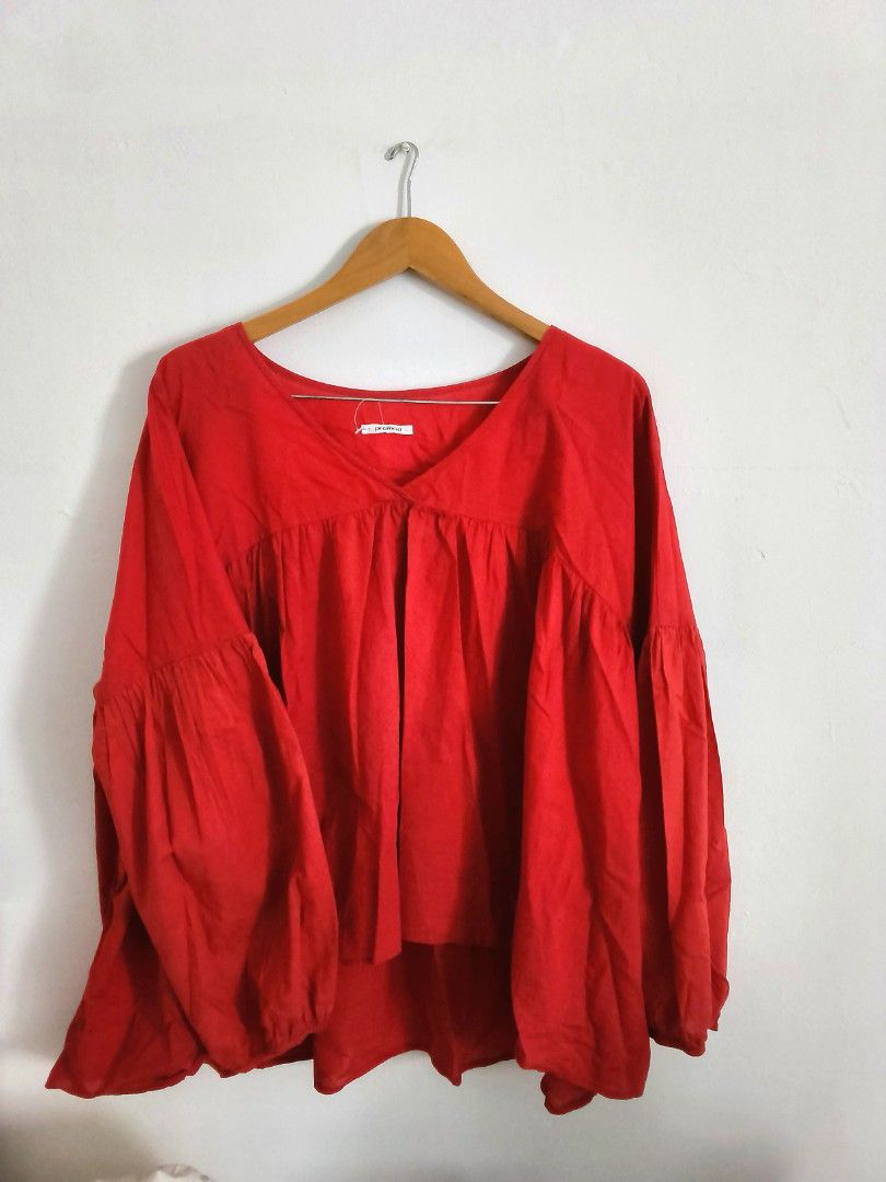 Promod Bohemian top 🇸🇬 bought (Category: Others Tops) located in Davao. Submitted by gazellesrackph (Listing ID 1469190478, Image 3). Description: Original Promod bohemian oversized top. 🇸🇬 bought for 1850. Not ukay or class A.