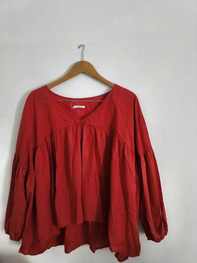 Promod Bohemian top 🇸🇬 bought (Category: Others Tops) located in Davao. Submitted by gazellesrackph (Listing ID 1469190478, Image 2). Description: Original Promod bohemian oversized top. 🇸🇬 bought for 1850. Not ukay or class A.