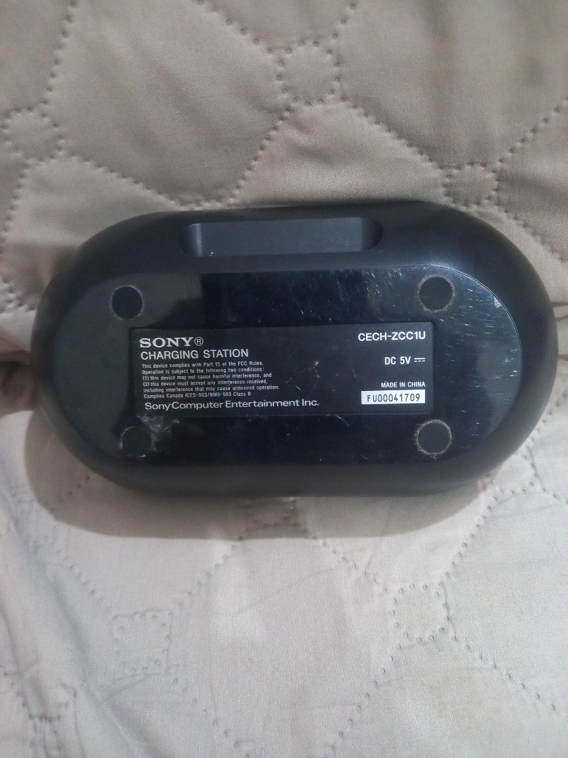 Ps3 psmove dock as is untested (Category: Cables & Chargers) located in Valenzuela. Submitted by retro.rush (Listing ID 1469324254, Image 2). Description: as is untested what you see is what you get gcash payment delivery j&t lalamove.