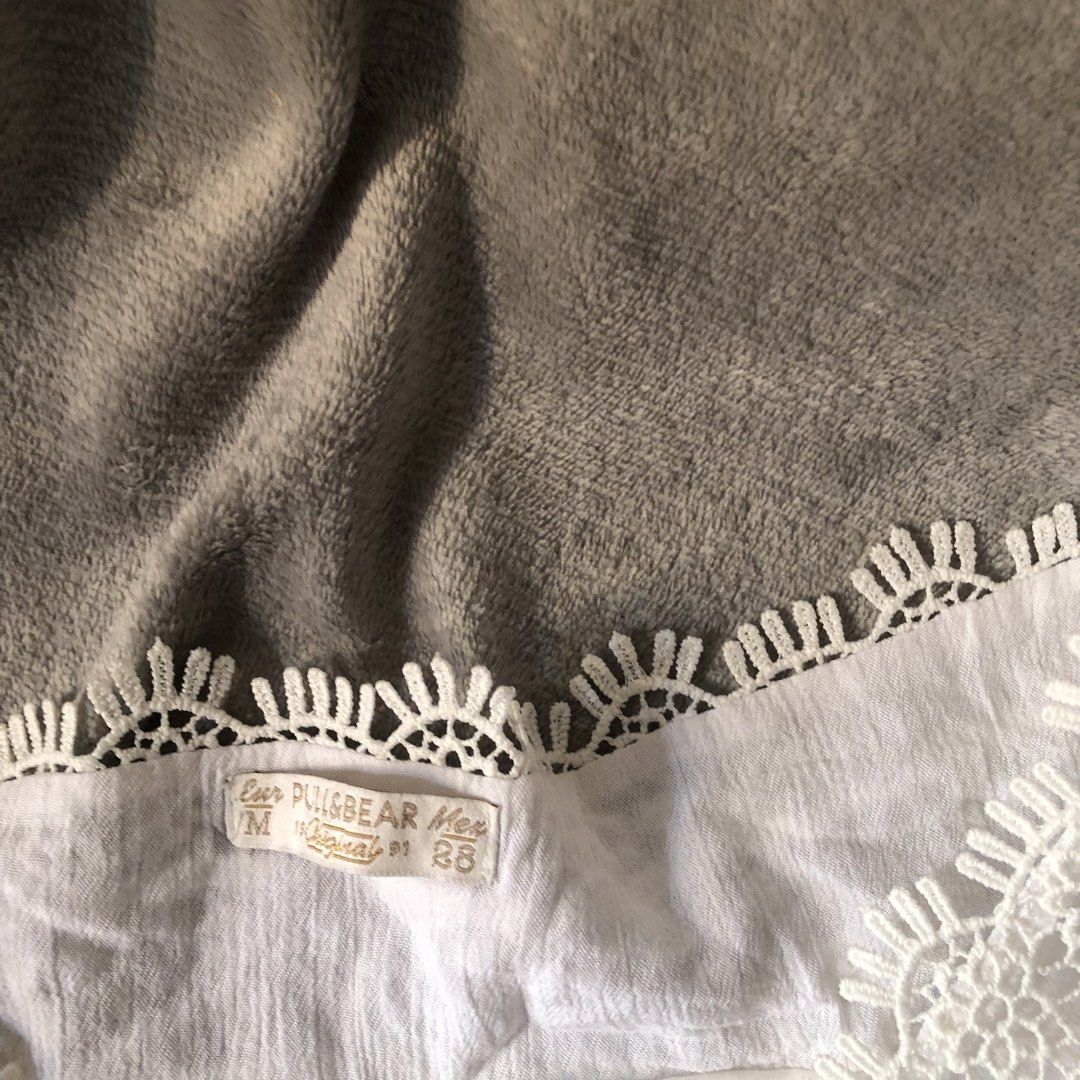 PULL & BEAR PRETTY SHORT (COLOR MAY VARY DUE TO LIGHTNING) (Category: Shorts) located in Davao. Submitted by kalipayweaves (Listing ID 1469213776, Image 2). Description: .