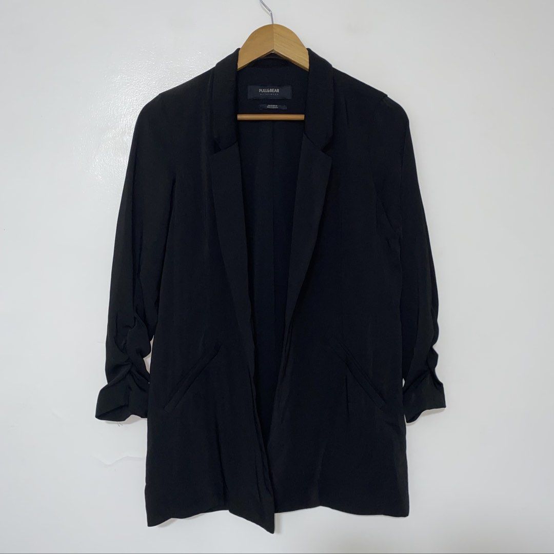 PULL&BEAR blazer (Category: Coats, Jackets and Outerwear) located in San Jose del Monte. Submitted by mamiracky (Listing ID 1469252077, Image 2). Description: .