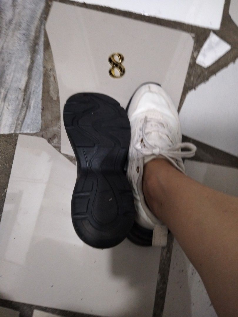 Puma (Category: Sneakers) located in El Salvador. Submitted by francheskaukayukay (Listing ID 1469258295, Image 3). Description: .