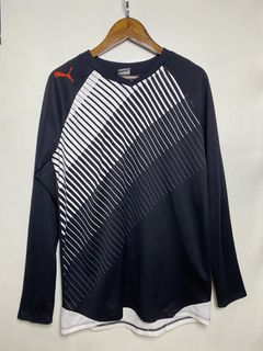 (Category: ) located in . Submitted by indaysukaycloset (Listing ID 1469175033, Image 1). Description: .