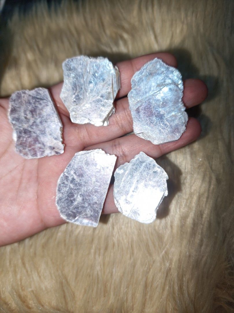 Purple Mica Bundle Take this all (Category: Precious Stones) located in Quezon City. Submitted by piaoliangcollections.ph (Listing ID 1469298315, Image 3). Description: Take this all for 1500. PM sure buyer..