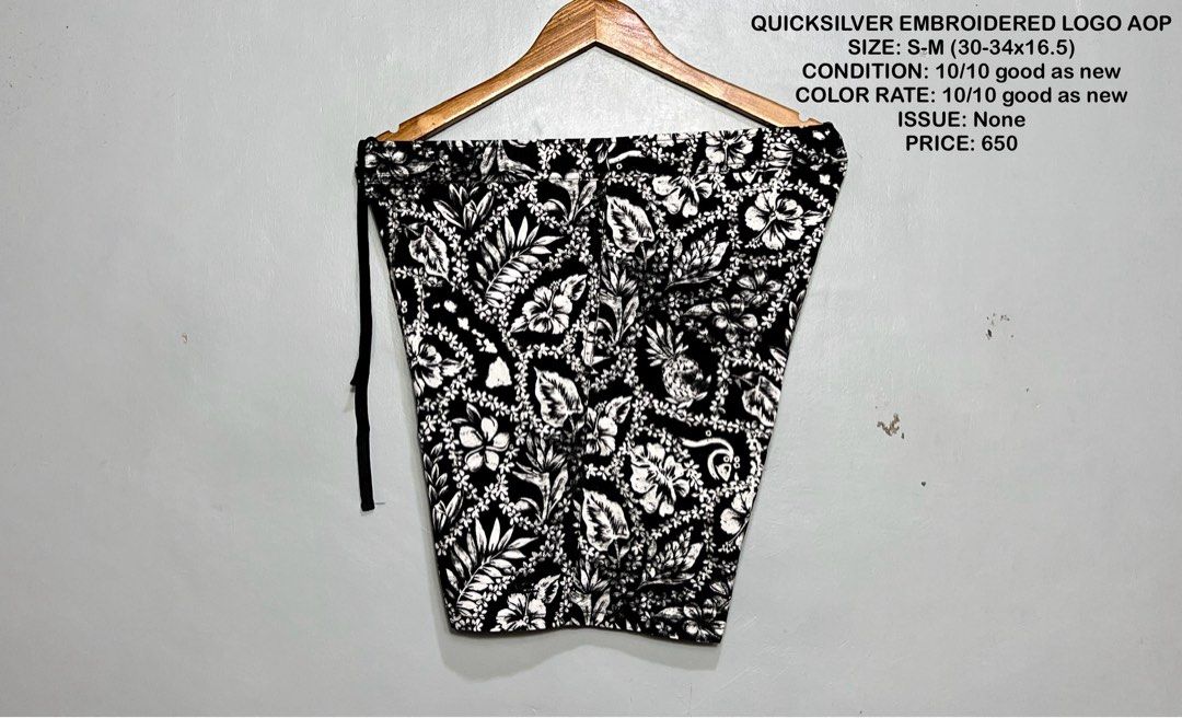 QUICKSILVER EMBROIDERED LOGO AOP (Category: Shorts) located in Bulan. Submitted by moonfindsthrifteditems (Listing ID 1469215465, Image 1). Description: SIZE: S-M (30-34x16.5) CONDITION: 10/10 good as new COLOR RATE: 10/10 good as new ISSUE: None PRICE: 650.