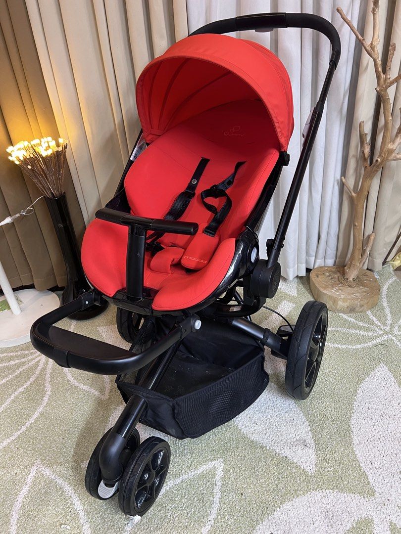 Quinny Moodd Stroller (Category: Babies & Kids Fashion) located in Manila. Submitted by LuxuryGoodiesPh (Listing ID 1469335376, Image 1). Description: .