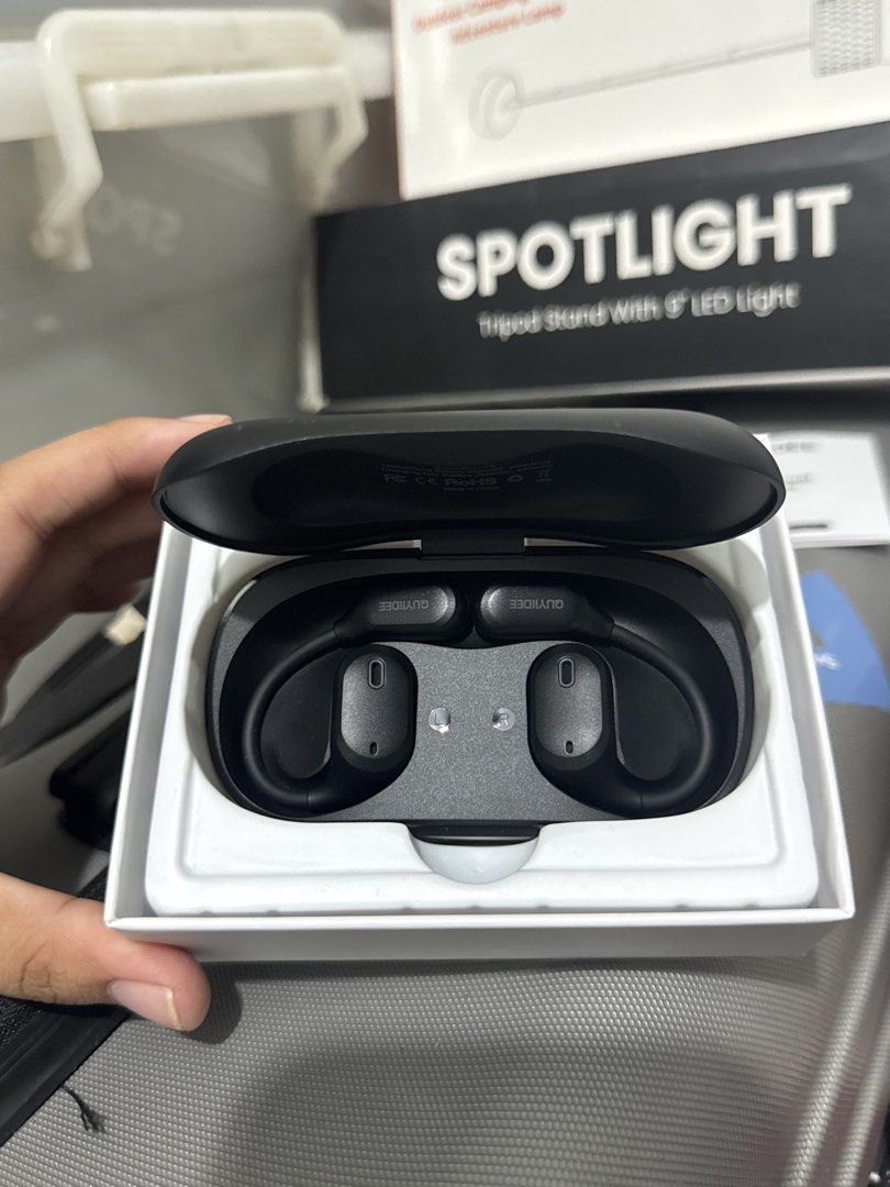 QUYIIDEE True Wireless Bluetooth Earphones (Category: Earphones) located in El Nido. Submitted by ryshoot (Listing ID 1469243774, Image 1). Description: Comes with original packaging BARELY USED. GOOD AS NEW. .