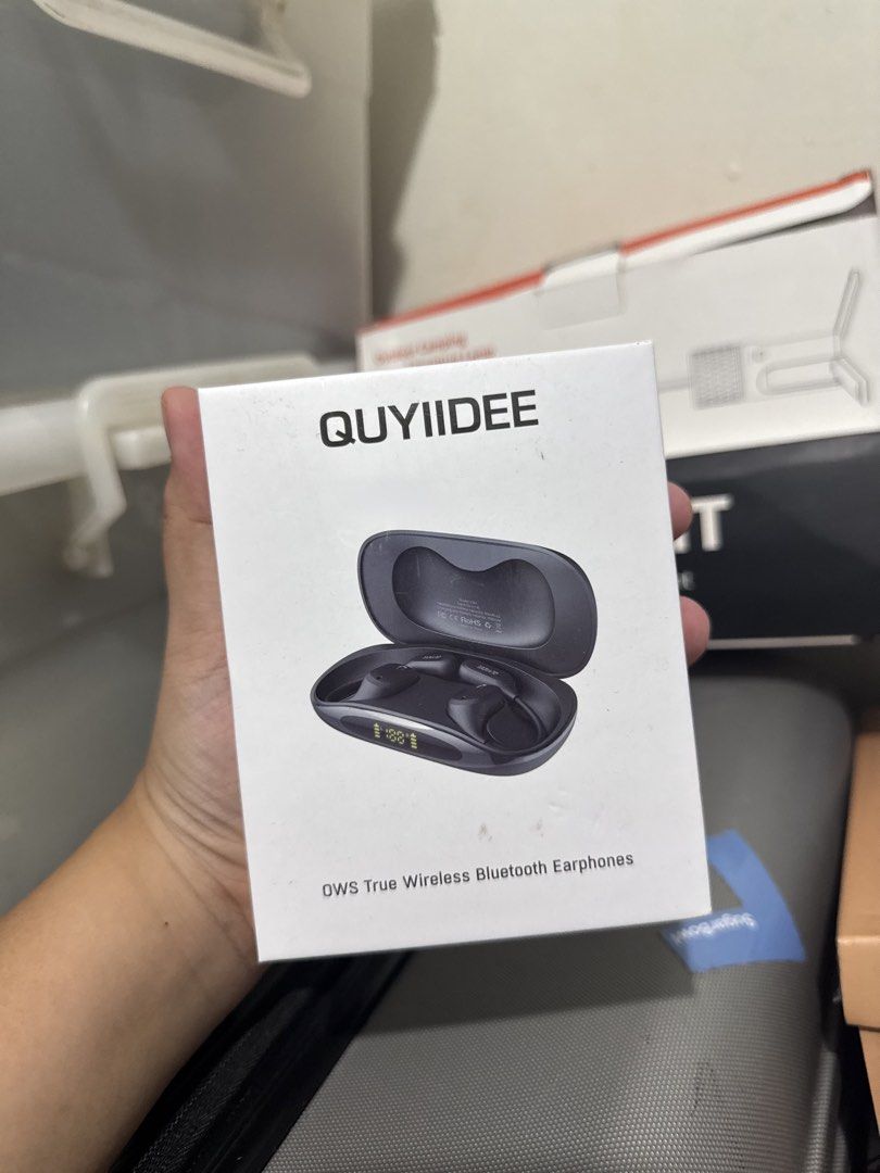 QUYIIDEE True Wireless Bluetooth Earphones (Category: Earphones) located in El Nido. Submitted by ryshoot (Listing ID 1469243774, Image 3). Description: Comes with original packaging BARELY USED. GOOD AS NEW. .