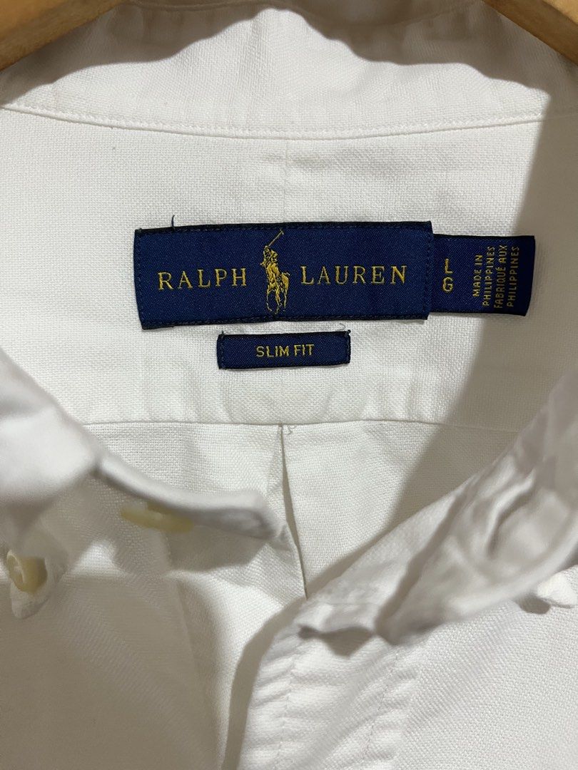 Ralph lauren button down (Category: Tshirts & Polo Shirts ) located in San Francisco. Submitted by dckim_19 (Listing ID 1469340089, Image 2). Description: Size large slim fit excellent condi Width 22 Length 28 Issue cut washtag only .