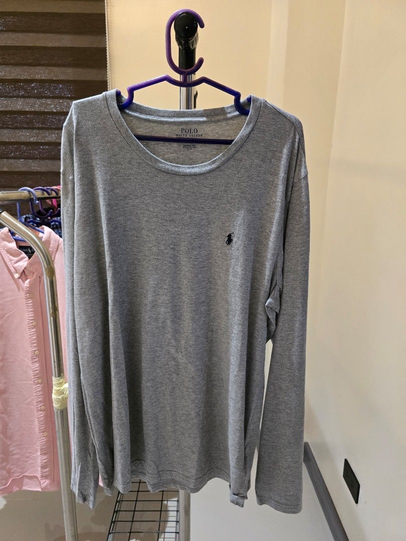 Ralph Lauren Longsleeve Tee (Category: Tshirts & Polo Shirts ) located in Baguio. Submitted by carinoshawn (Listing ID 1469240403, Image 1). Description: Ralph Lauren Longsleeve Tee Grey Good condition 23x31.