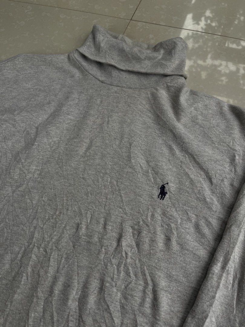 Ralph Lauren Turtle Neck (Category: Hoodies) located in Leyte. Submitted by jaybee_parel19 (Listing ID 1469286671, Image 2). Description: Ralph Lauren 22x29.5,32 Complete tags Color rate: 9.5/10 No issue Excellent Condition Dm📩📩📩.