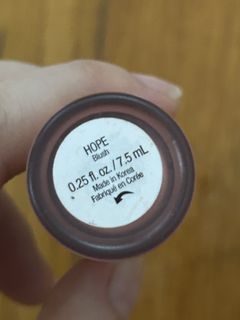 (Category: ) located in . Submitted by decluttermakeupppppp (Listing ID 1469304363, Image 1). Description: .